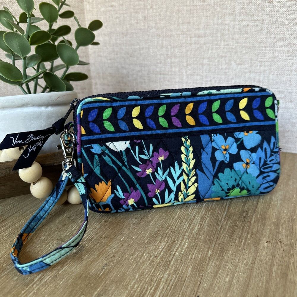 Vera Bradley Quilted Wallet Wristlet - Retired Midnight Blues Pattern EUC